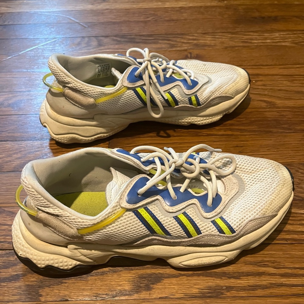 Adidas Ozweego size 11 men